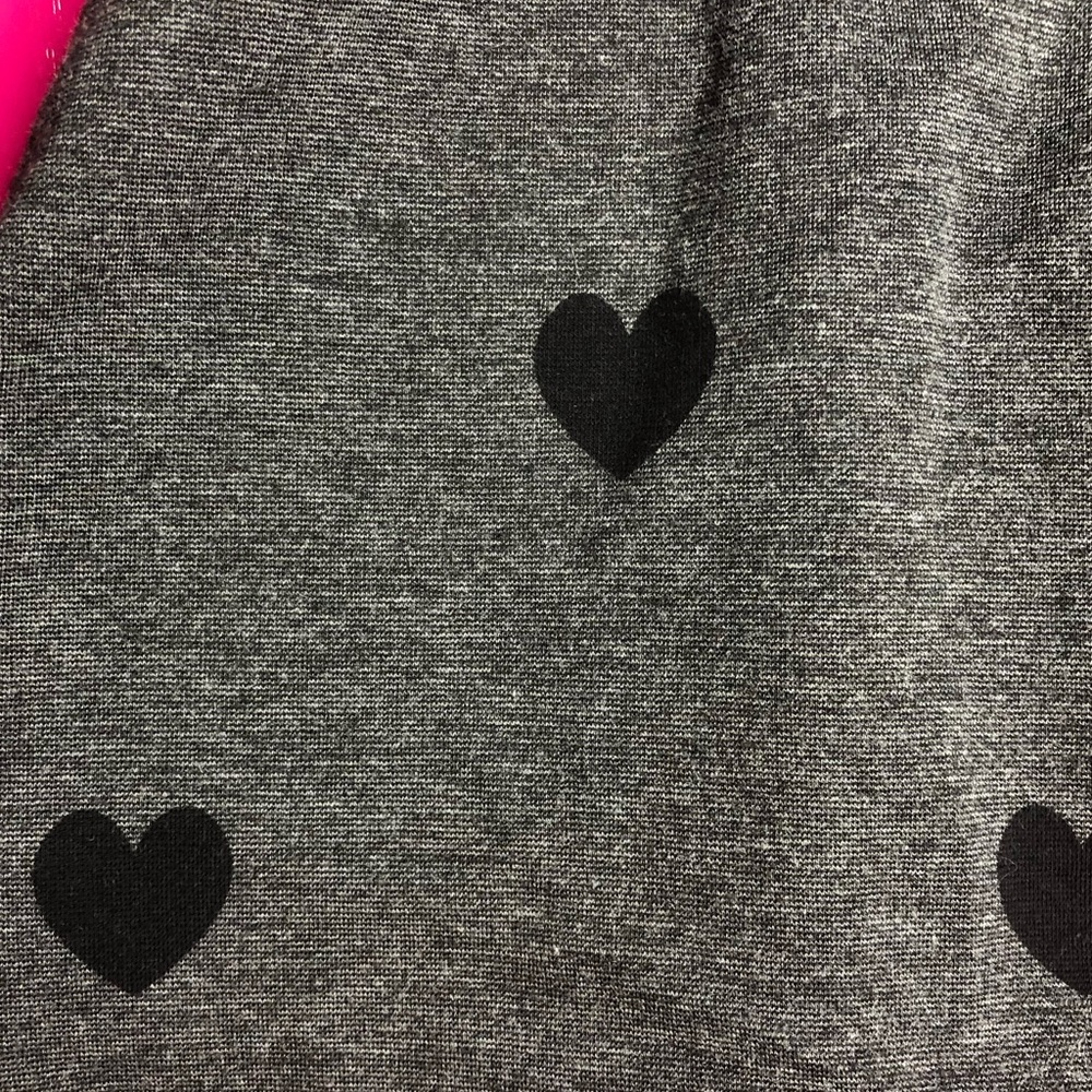 Divided Heart Pattern Skirt - Picture 2 of 6
